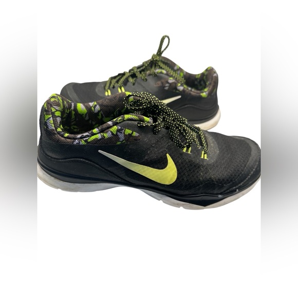 Nike Shoes - Nike Womens Flex TR 5 749184-011‎ Black Running Shoes Sneakers Size 7.5